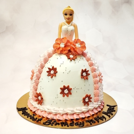 BARBIE CAKE 2