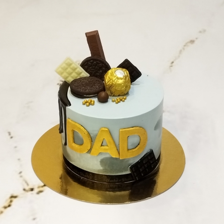 Birthday Cake for Dad Written `Happy Birthday Papa` on the Table.  Fatherhood Moment Special Day Stock Image - Image of greeting, colorful:  218886055