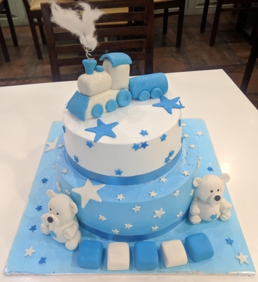 2 tier Cricket birthday cake | Charly's Bakery | Flickr