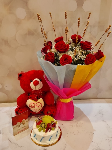FRESH FRUIT CAKE, BOUQUET AND TEDDY 