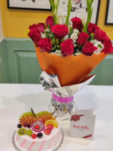 FRESH FRUIT CAKE AND BOUQUET