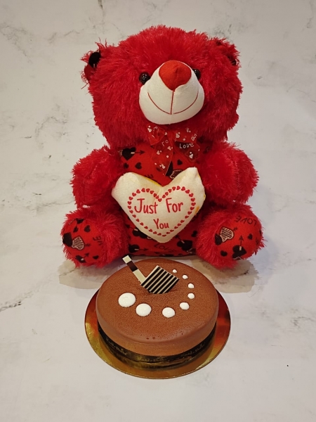 TRIPLE CHOCOLATE CAKE WITH TEDDY BEAR