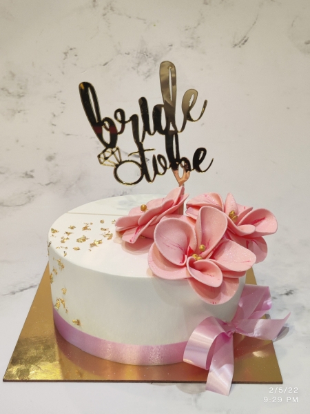BRIDE TO BE CAKE 3