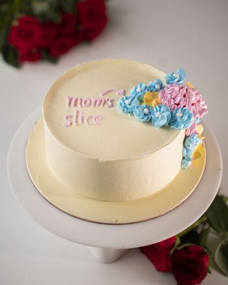 MOTHER`S DAY CAKE 13