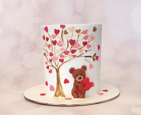 TEDDY WITH HEART TREE