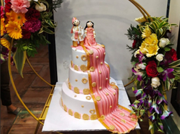 WEDDING AND ANNIVERSARY CAKES