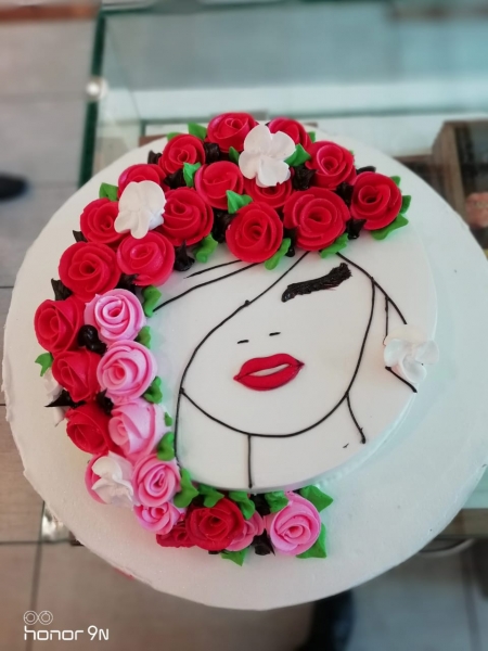 Women day cake